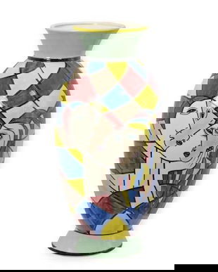 Vaza din portelan cu motive abstracte