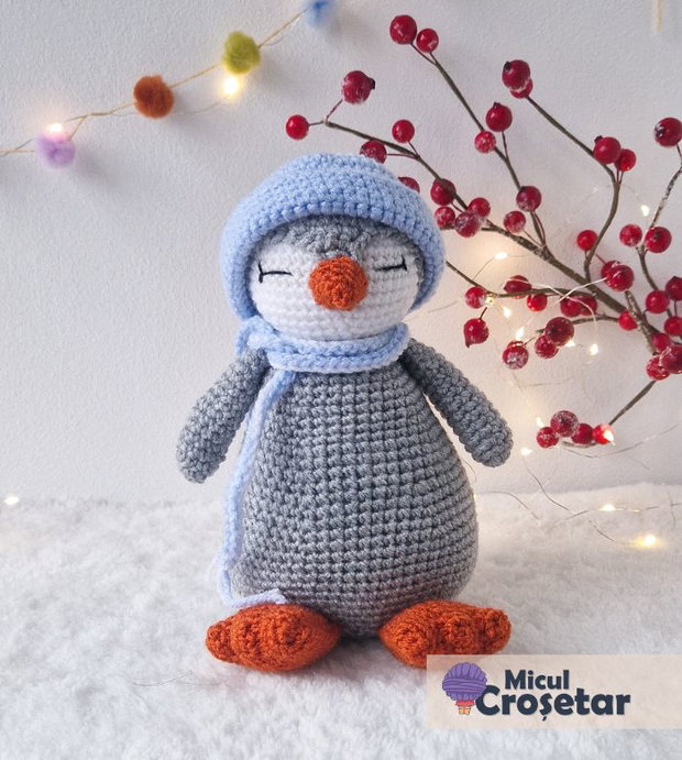 Jucarie crosetata - Pinguin cu caciulita