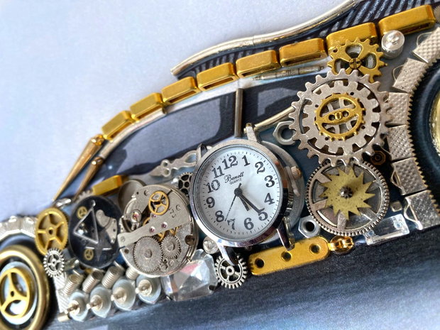 Mercedes Benz Cod M 609・Steampunk Art・Industrial Decor Vintage・Bijuterii steampunk・Cadouri de lux