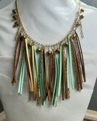 Colier choker verde auriu