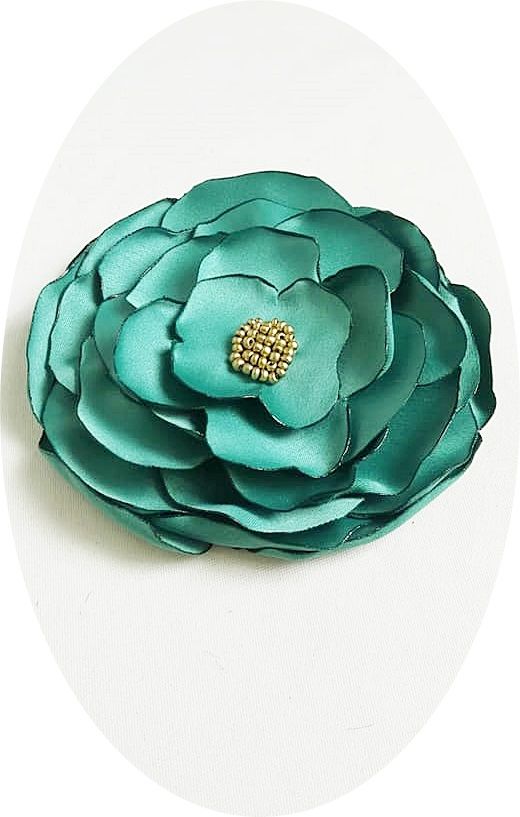brosa floare de matase verde menta mare 12,5 cm