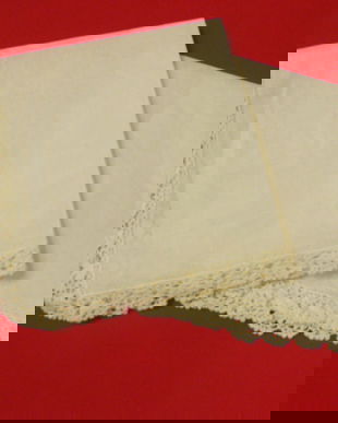 Nou/set 2 batiste cu dantela