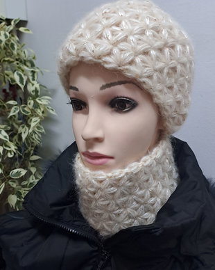 Set căciulă, accesoriu gât
