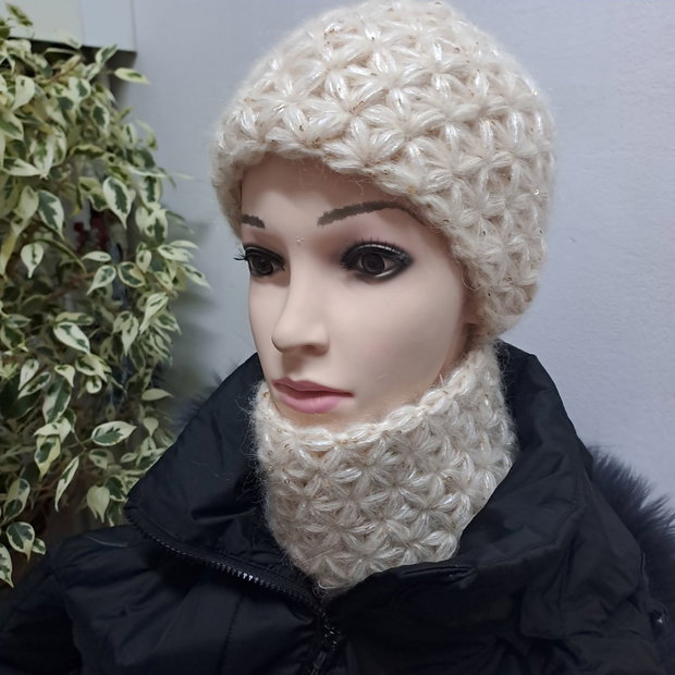 Set căciulă, accesoriu gât