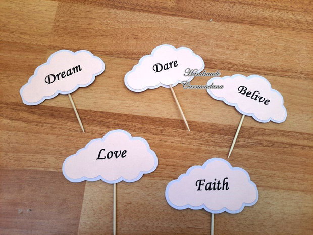 Decoratiuni personalizate pentrubriose