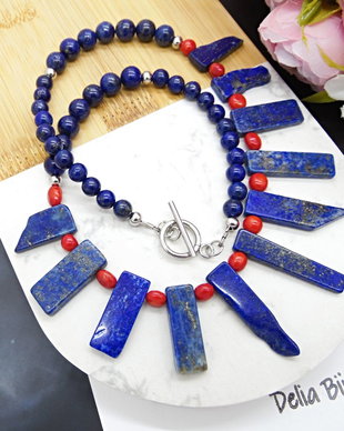 Colier handmade statement unicat - coral si lapis lazuli (cod1129)