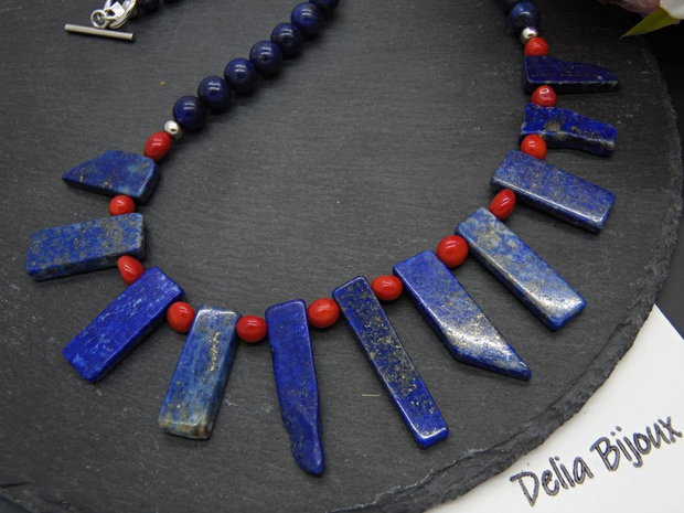 Colier handmade statement unicat - coral si lapis lazuli (cod1129)