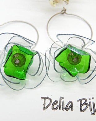 Cercei statement handmade unicat - PET-uri (plastic) reciclate - flori (cod1131)