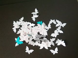 Confetti fluturi