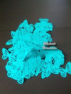 Confetti fluturi