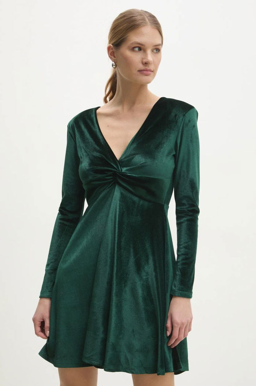 Answear Lab rochie de catifea culoarea verde, mini, evazati