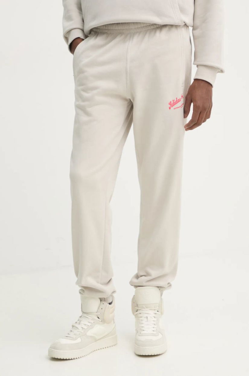 adidas Originals pantaloni de trening din bumbac Wabash culoarea bej, cu imprimeu, JD0672