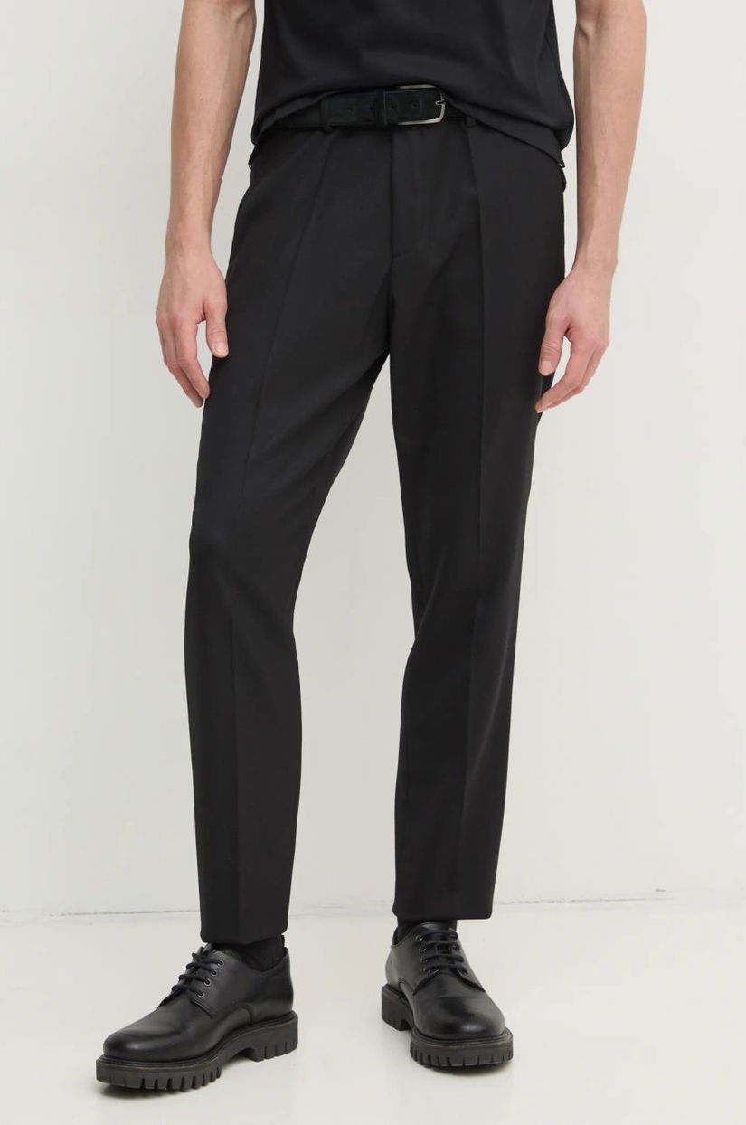 BOSS pantaloni barbati, culoarea negru, cu fason chinos, 50534883