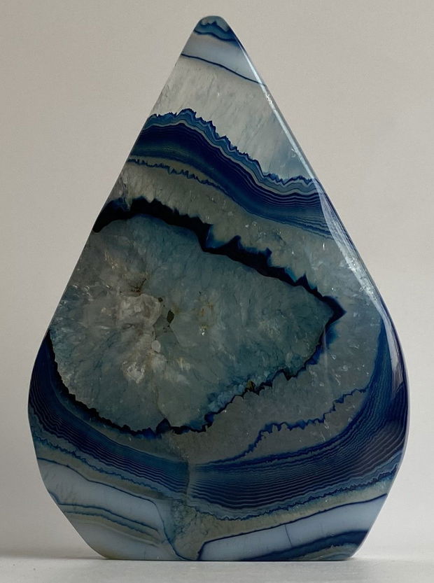 Agata Albastra - sculptura piatra semipretioasa