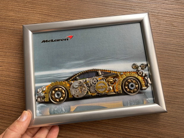 Masina model McLaren Cod M 665・Tablou decorativ din piese de ceas・Cadouri cu tematică auto