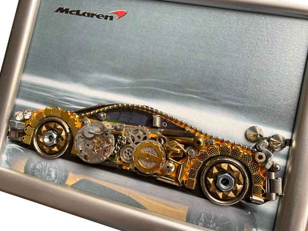 Masina model McLaren Cod M 665・Tablou decorativ din piese de ceas・Cadouri cu tematică auto