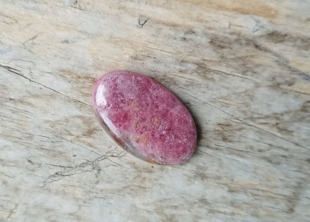 Cabochon rodonit, 26x17 mm