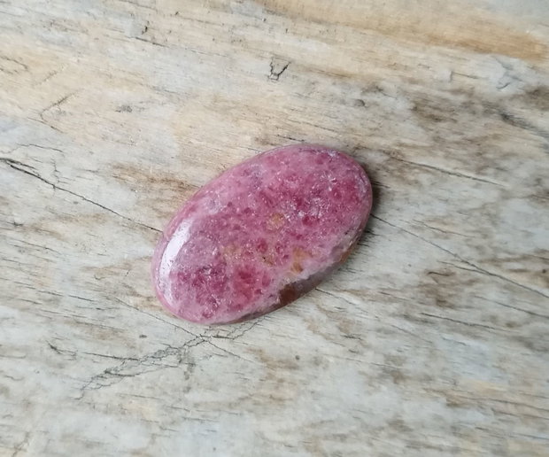 Cabochon rodonit, 26x17 mm