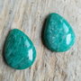 Cabochon amazonit rusesc, 25x18 mm (2 buc)