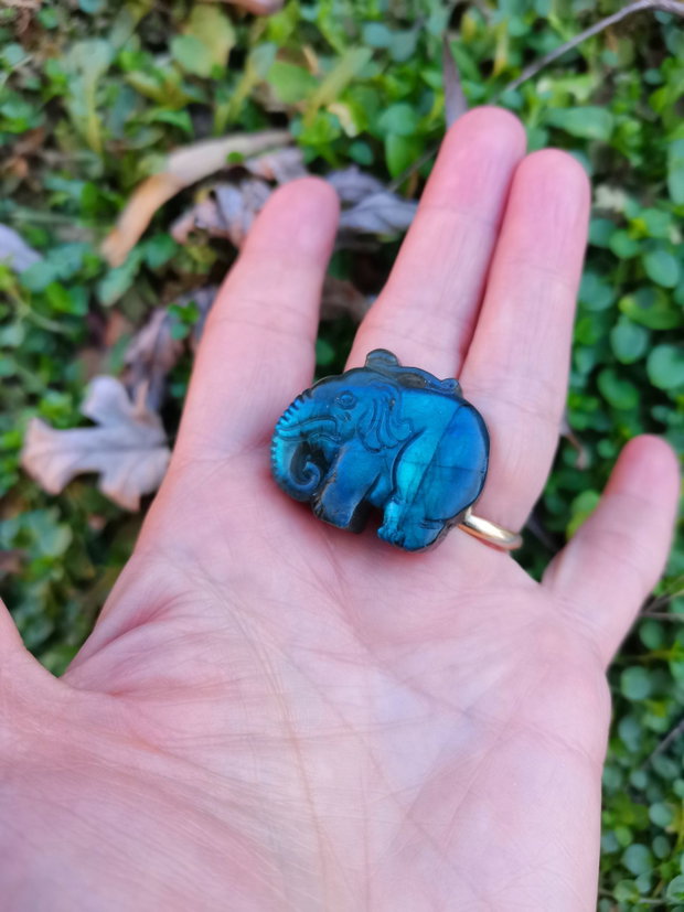 Inel Labradorit elefant si Argint 925 - IN1453 - Inel gri argintiu, inel albastru reglabil, cadou romantic, cadou sotie, inel cadou, bijuterii cadou, bijuterii labradorit, inel elefant, cristale vindecatoare, cristale de colectie