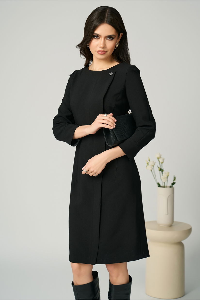 Rochie office din stofa neagra cu accesoriu discret