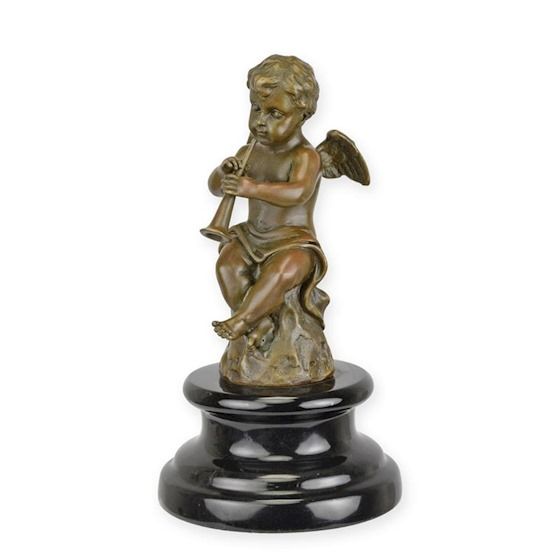 Ingeras cantand la fluier-statueta din bronz cu un soclu din marmura