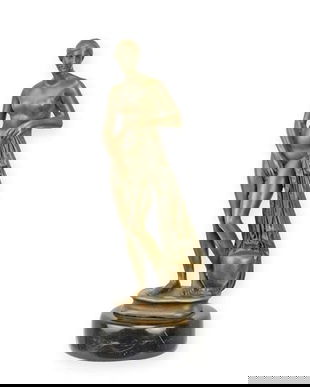 Femeie nud-statueta din bronz cu un soclu din marmura