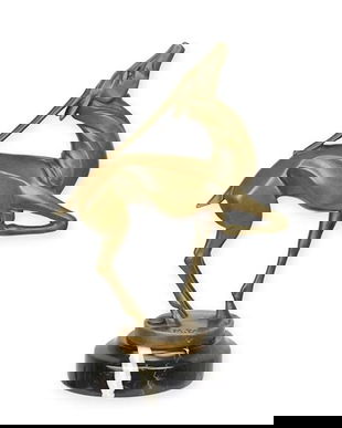 Pui de cerb-statueta din bronz cu un soclu din marmura