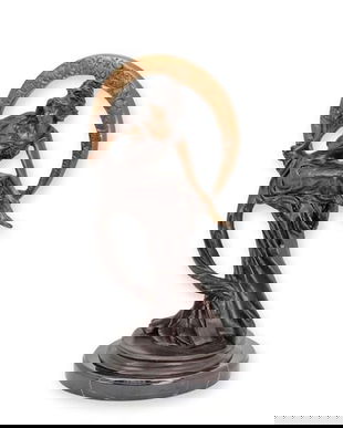 Zeita Artelor-statueta din bronz pe un soclu din marmura