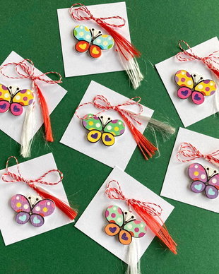 Martisor brosa fluture din lemn
