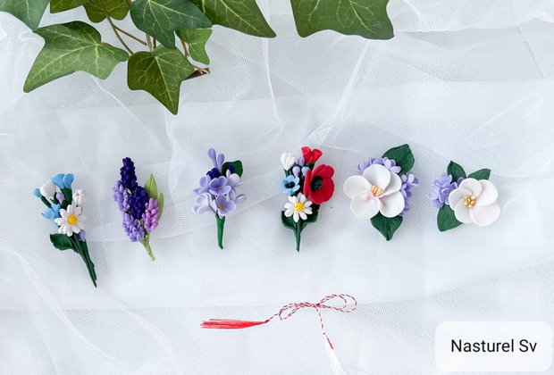 Brose martisor: Flori
