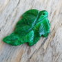 Pandantiv frunza jad verde sculptat