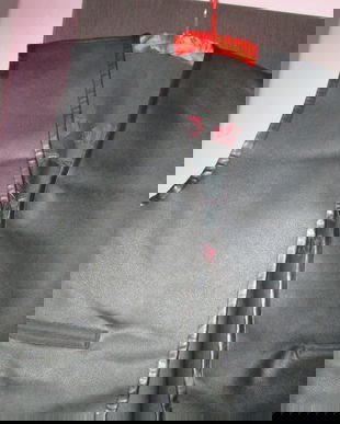 vesta neagra noua Predator