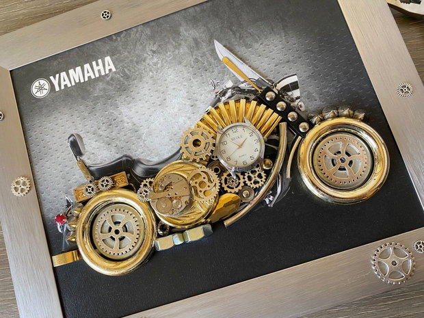 Motocicleta Yamaha Cod M 582・Cadouri zile de nastere・Decoratiune casa・Yamaha