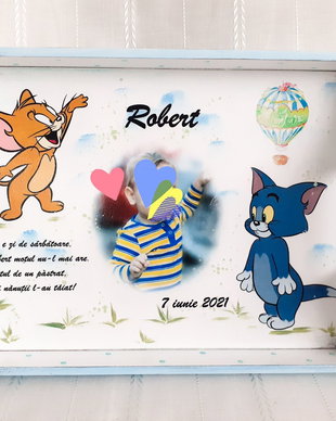 Tavita de mot baietel cu Tom și Jerry