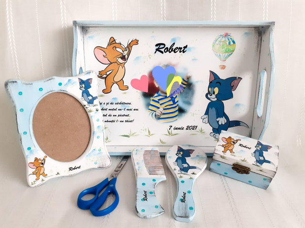 Tavita de mot baietel cu Tom și Jerry