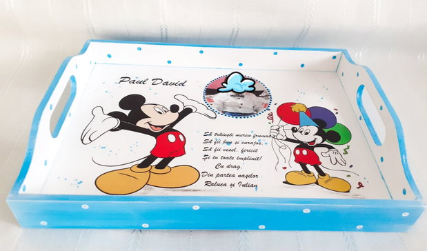 Tavita de mot baietel cu Mickey sărbătorit