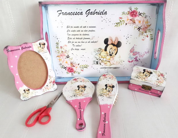 Tavita de mot fetita cu Minnie