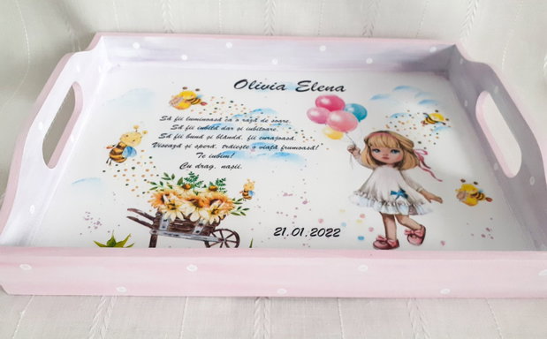 Tavita de mot fetita cu baloane