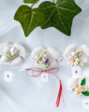 Brose martisor: Ie cu flori