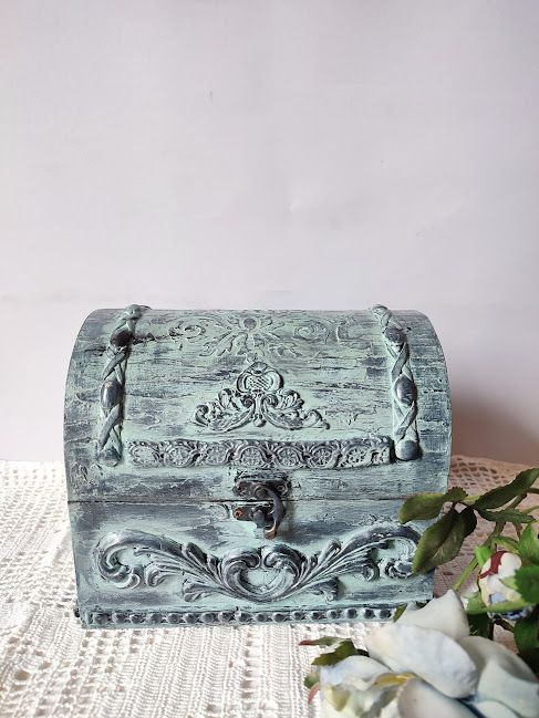 Cufar-Antique