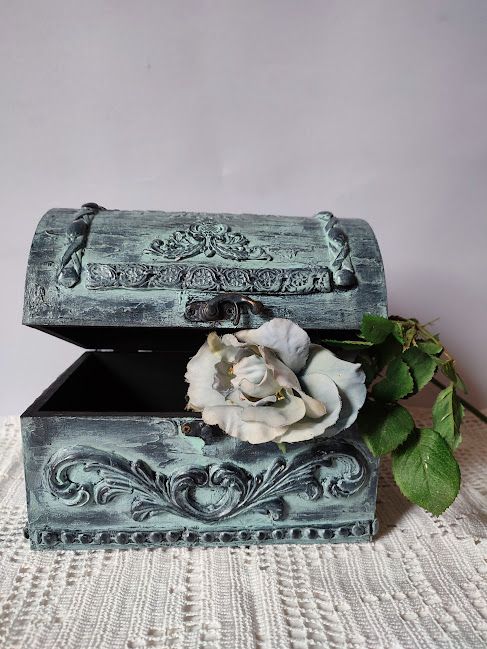 Cufar-Antique