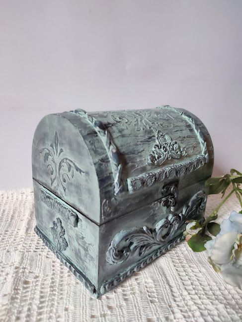 Cufar-Antique