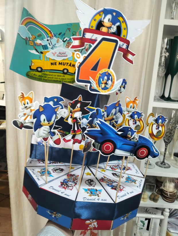 Cutie felie de tort decorativ festiv Sonic
