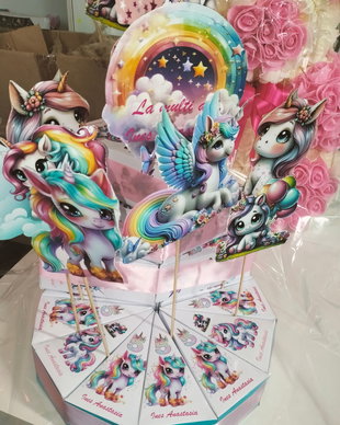 Cutie felie tort decorativ festiv unicorn