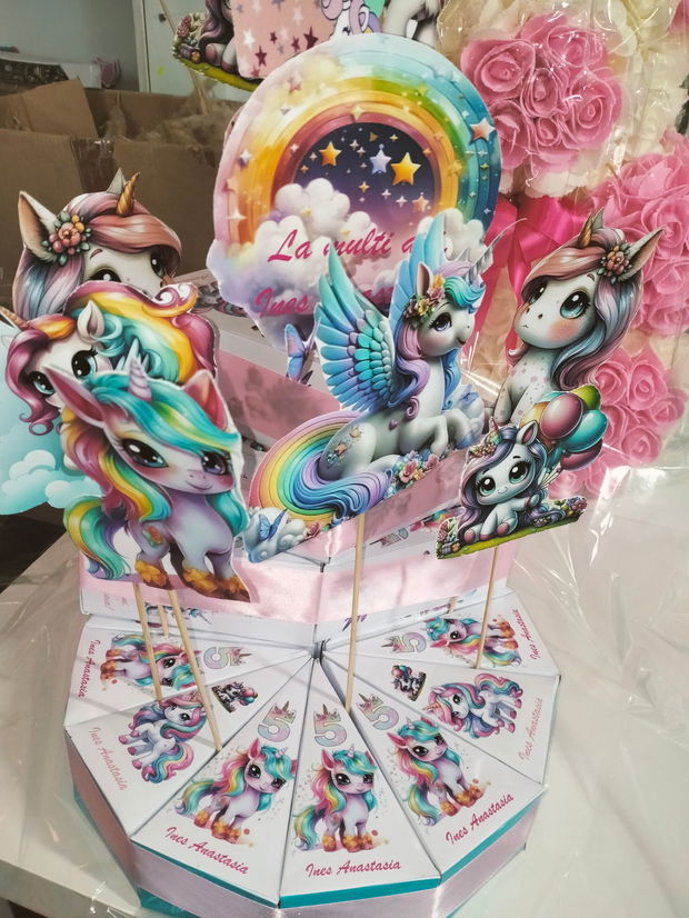 Cutie felie tort decorativ festiv unicorn