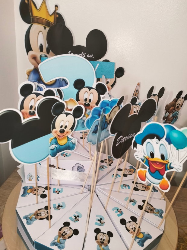 Cutie felie tort decorativ festiv Baby Mickey