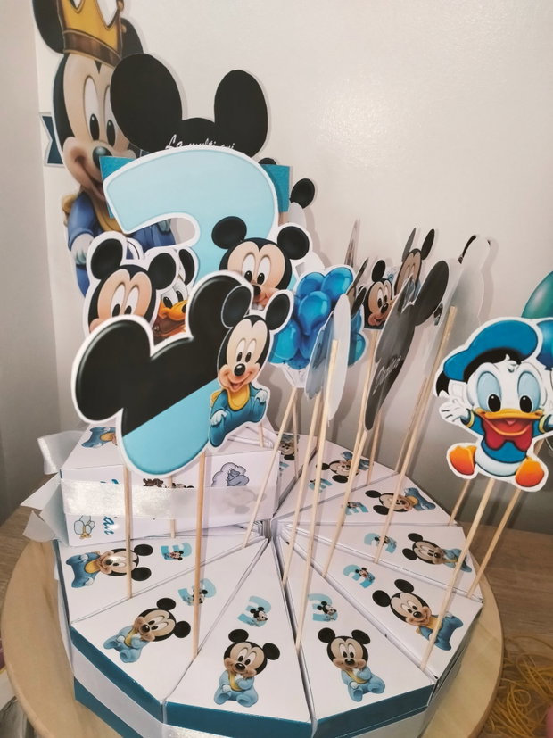 Cutie felie tort decorativ festiv Baby Mickey