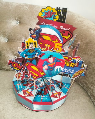 Cutie felie tort decorativ Superman