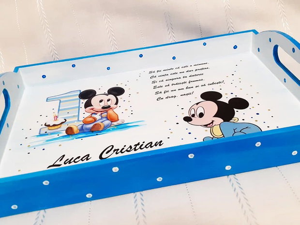 Tavita de mot baietel cu Mickey